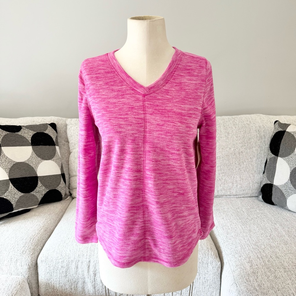 XS S St. John's Bay Pink Long Sleeve V-Neck Top fleece